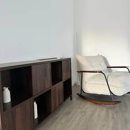 Teratop-living, Großzügige 3-zimmer Wohnung, Zentrale Lage, Arbeitsplatz, Geschäftsreisen, Kurze Und Lange Aufenthalte
